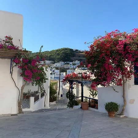Astris Suite, Mansion Double Room, Villa Imerovigli (Santorini)
